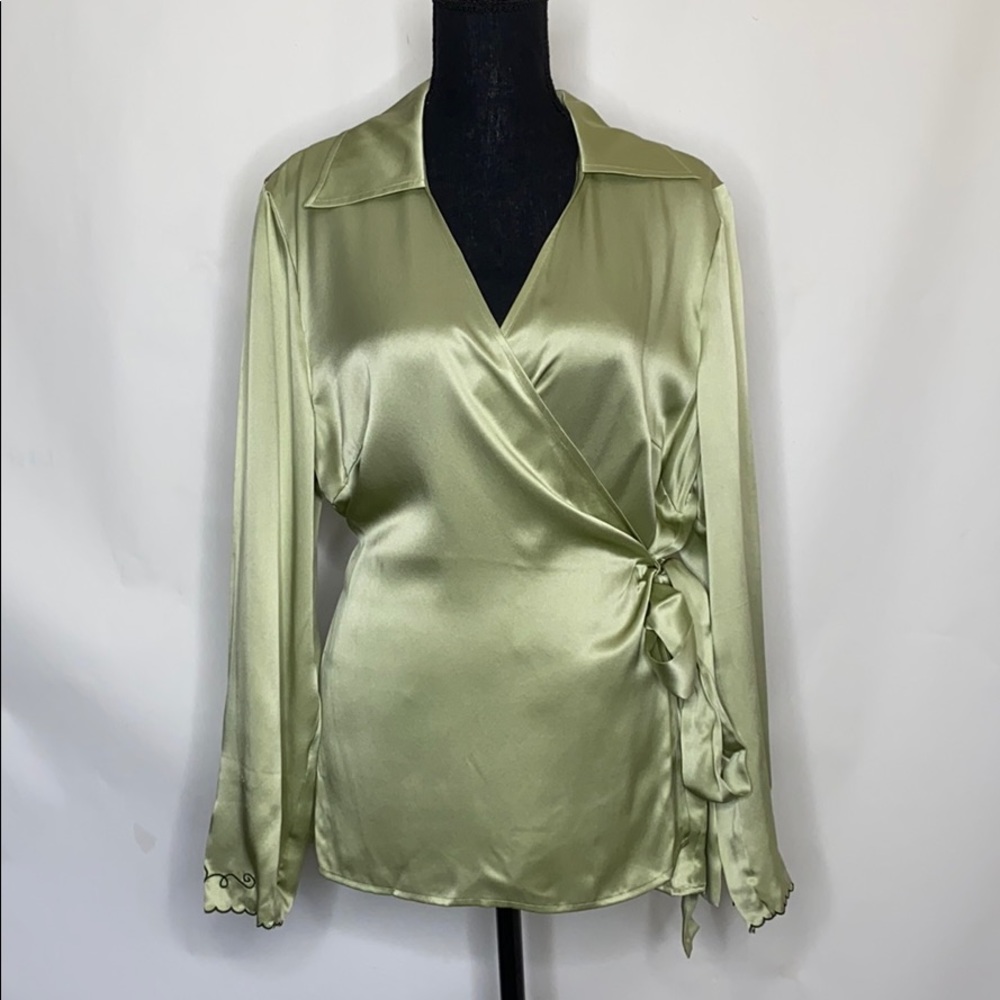 Diane von Furstenburg silk assets top nwot